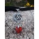 COLLAR CON PRECIOSO PENDIENTE BDSM TRISKEL Y CORAZÓN 7299