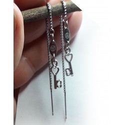 PENDIENTES LARGOS CON EMBLEMA BDSM TRISKEL EN ACERO 7496